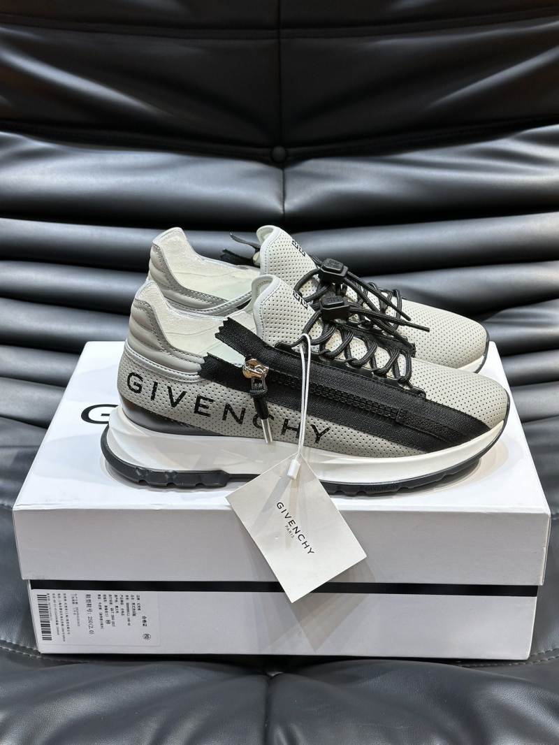 Givenchy Sneakers